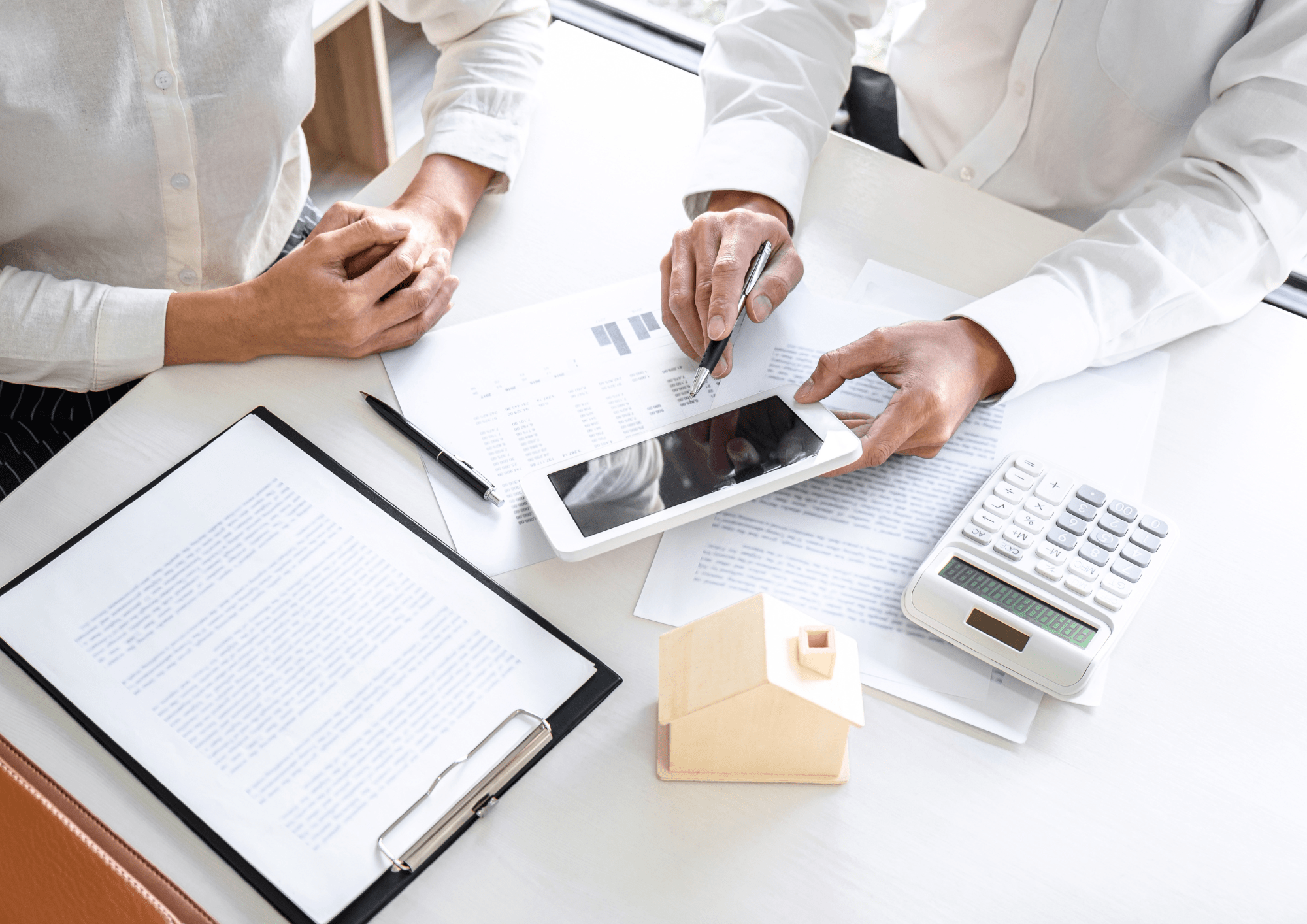 Planificación de venta de pisos y búsqueda de compradores